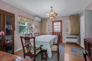 82-04 141st St, Briarwood, NY 11435 - Photo 5