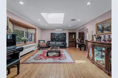 82-04 141st Street, Briarwood, NY 11435 - Photo 3