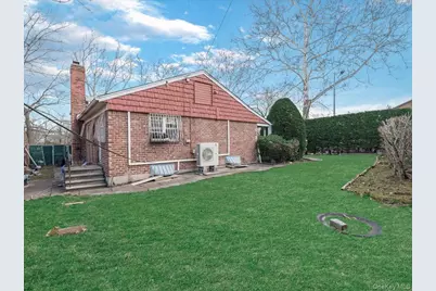 82-04 141st Street, Briarwood, NY 11435 - Photo 19
