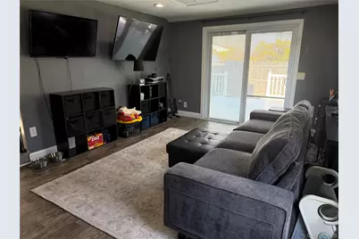 6 Thorney Avenue, Huntington Station, NY 11746 - Photo 17