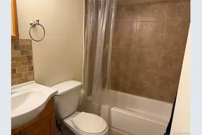 6 Thorney Avenue, Huntington Station, NY 11746 - Photo 33