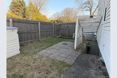 6 Thorney Avenue, Huntington Station, NY 11746 - Photo 35