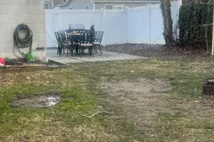 62 Moriches Dr, Mastic Beach, NY 11951 - Photo 17