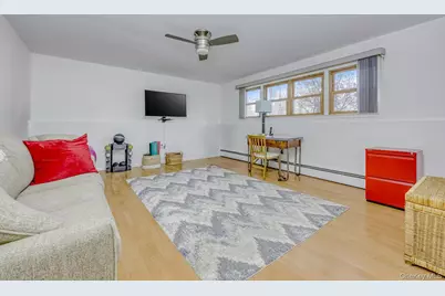 7 E Mayer Drive, Suffern, NY 10901 - Photo 23