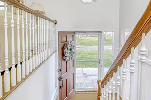 7 E Mayer Dr, Suffern, NY 10901 - Photo 9