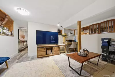 4641 Carpenter Avenue, Bronx, NY 10470 - Photo 25