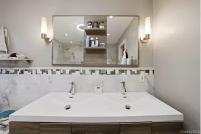 4641 Carpenter Avenue, Bronx, NY 10470 - Photo 9