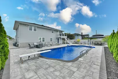 62 S Bay Avenue, Massapequa, NY 11758 - Photo 23