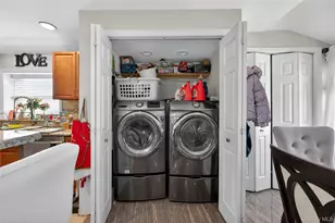 164-43 96th St, Howard Beach, NY 11414 - Photo 17