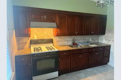 9512 108th Avenue, Ozone Park, NY 11417 - Photo 7