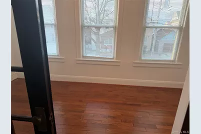 9512 108th Avenue, Ozone Park, NY 11417 - Photo 3