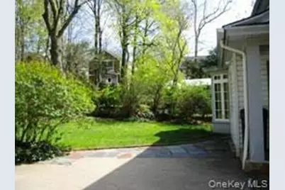 15 Maple Grove Street, Great Neck, NY 11023 - Photo 21