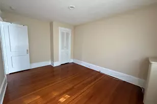 15 Maple Grove St, Great Neck, NY 11023 - Photo 13