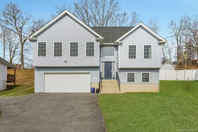 111 Logans Way, Maybrook, NY 12543 - Photo 1