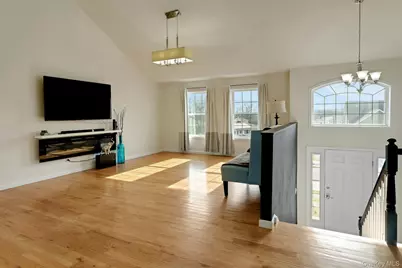 111 Logans Way, Maybrook, NY 12543 - Photo 7