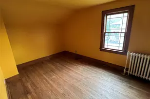 272 Van Ness St, Newburgh, NY 12550 - Photo 7