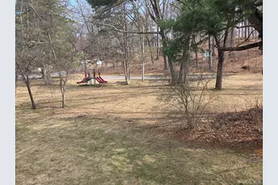 29 Carriage Hill Lane, Poughkeepsie, NY 12603 - Photo 25