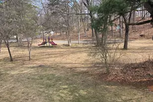 29 Carriage Hill Ln, Poughkeepsie, NY 12603 - Photo 25