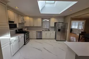 29 Carriage Hill Ln, Poughkeepsie, NY 12603 - Photo 17