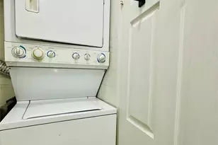 136-17 Maple Ave, Flushing, NY 11355 - Photo 9