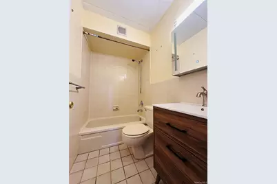 136-17 Maple Avenue #5A, Flushing, NY 11355 - Photo 7