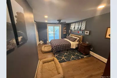 17 Grove Street, Sayville, NY 11782 - Photo 7