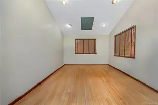 8 Alexander Ave, Farmingdale, NY 11735 - Photo 19