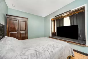 8 Alexander Ave, Farmingdale, NY 11735 - Photo 15