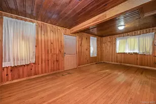 8 Alexander Ave, Farmingdale, NY 11735 - Photo 3