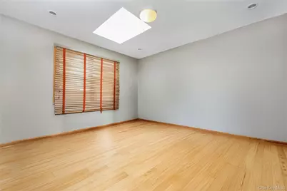 8 Alexander Avenue, Farmingdale, NY 11735 - Photo 27