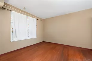 8 Alexander Ave, Farmingdale, NY 11735 - Photo 25