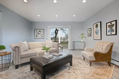 557 Southside Avenue, Freeport, NY 11520 - Photo 29