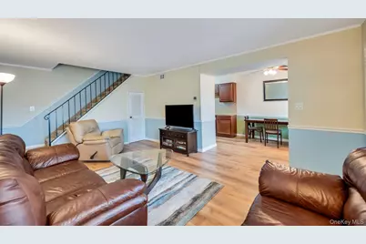 199 Storm Drive, Holtsville, NY 11742 - Photo 7