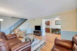 199 Storm Dr, Holtsville, NY 11742 - Photo 7