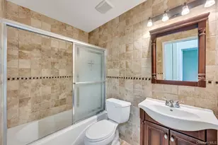 199 Storm Dr, Holtsville, NY 11742 - Photo 15