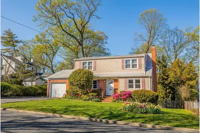 11 Delaware Avenue, Port Washington, NY 11050 - Photo 1