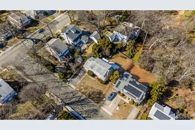 11 Delaware Avenue, Port Washington, NY 11050 - Photo 29