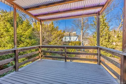 11 Delaware Avenue, Port Washington, NY 11050 - Photo 25