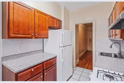 15517 Sanford Avenue #2E, Flushing, NY 11355 - Photo 9