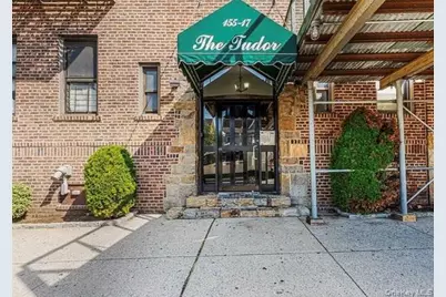 15517 Sanford Avenue #2E, Flushing, NY 11355 - Photo 1