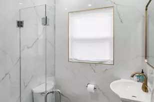 41 Jerome Ave, Mineola, NY 11501 - Photo 17