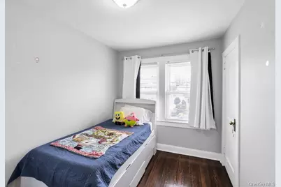 41 Jerome Avenue, Mineola, NY 11501 - Photo 15