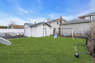 41 Jerome Ave, Mineola, NY 11501 - Photo 23