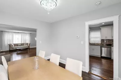 41 Jerome Avenue, Mineola, NY 11501 - Photo 7