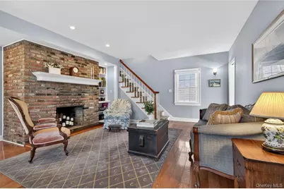 252 Morris Avenue, Rockville Centre, NY 11570 - Photo 25