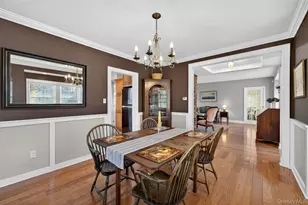 252 Morris Ave, Rockville Centre, NY 11570 - Photo 3