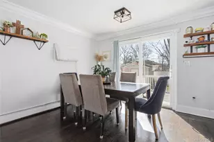 254 40th St, Copiague, NY 11726 - Photo 5