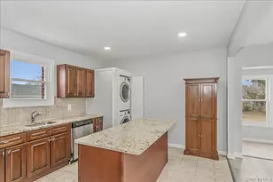 75 Anstice St, Oyster Bay, NY 11771 - Photo 9