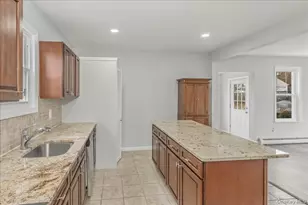 75 Anstice St, Oyster Bay, NY 11771 - Photo 11