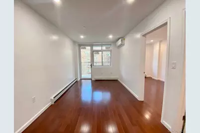 134-40 Blossom Avenue, Flushing, NY 11355 - Photo 17